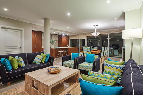 The Bay Residence Dunsborough WA - Melbourne Tourism 1