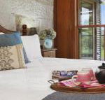 CHRISTOPHERS COTTAGE - Melbourne Tourism