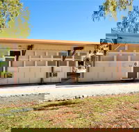 Exmouth Villas Unit 33 Renovated Holiday Villa a Short Walk from Town Centre - Melbourne Tourism