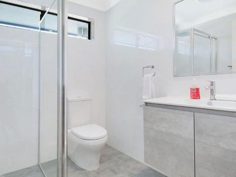 East Light - Melbourne Tourism 0