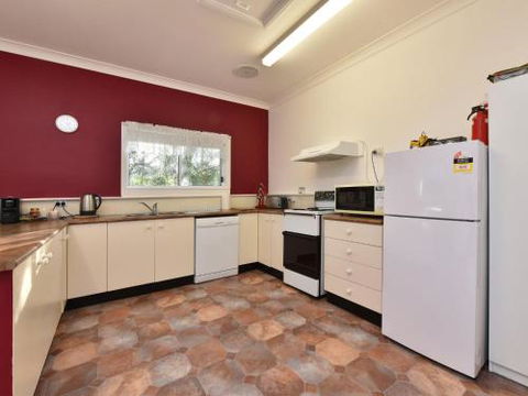Tabitha Hill Cottage - Melbourne Tourism 4