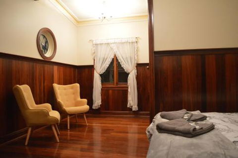 Gargoyle Lodge - Melbourne Tourism 3