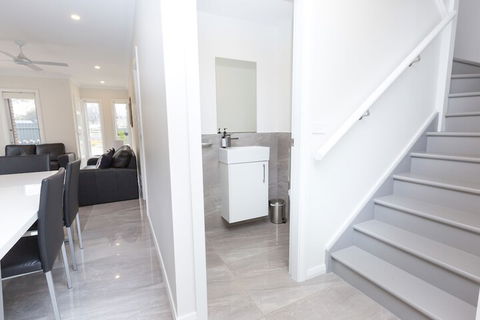 Wagga Apartments 2 - Melbourne Tourism 1