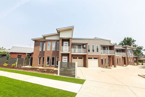 Wagga Apartments 4 - Melbourne Tourism 5