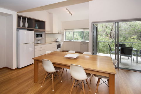 Pegasus Apartments - Melbourne Tourism 2