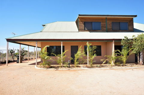 Ningaloo Breeze Villa 6 - Melbourne Tourism 0