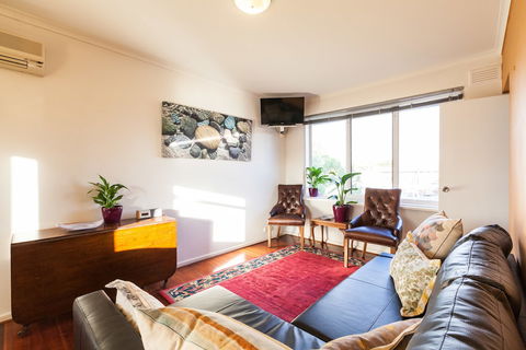 ELEANOR, 1BDR Fitzroy North Apartment - Melbourne Tourism 4
