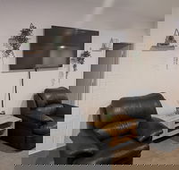 Perth 5 Backpacker Hostel - Melbourne Tourism