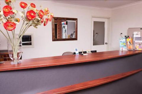 Advance Motel - Melbourne Tourism 6
