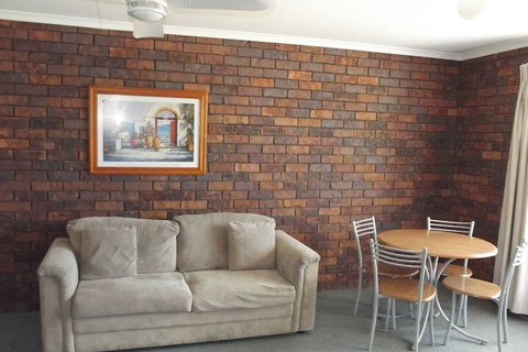 Bridge Street Motor Inn - Melbourne Tourism 6