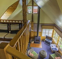 Touchwood Cottages - Melbourne Tourism