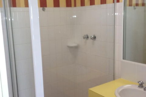 Waterview Holiday Apartments - Melbourne Tourism 4