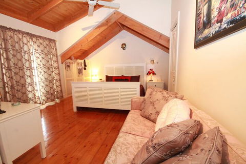 Pelican Sands Bed & Breakfast - Melbourne Tourism 7