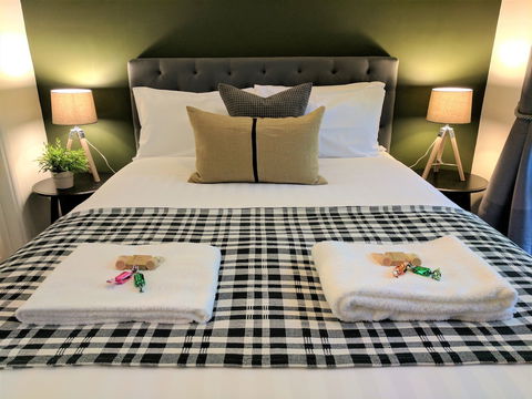 Annie Roe's Luxury Bed & Breakfast - Melbourne Tourism 4