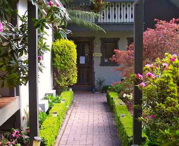 Annie Roe's Luxury Bed & Breakfast - Melbourne Tourism 1