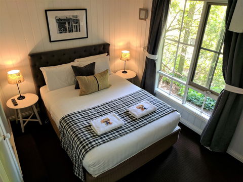 Annie Roe's Luxury Bed & Breakfast - Melbourne Tourism 3