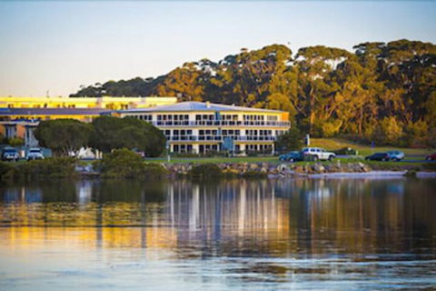 Waterview Luxury Apartments - Melbourne Tourism 0
