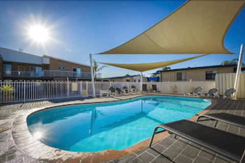 Waterview Luxury Apartments - Melbourne Tourism 3