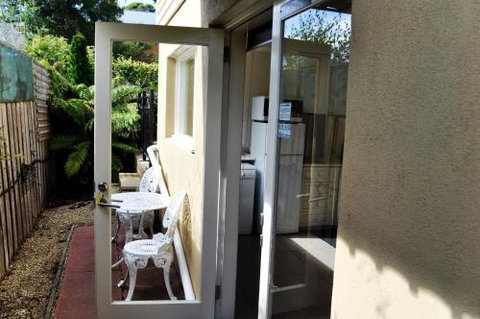 Belton Apartments - Melbourne Tourism 3