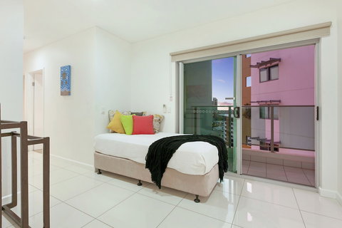 Beachlife Holiday Apartments - Melbourne Tourism 5