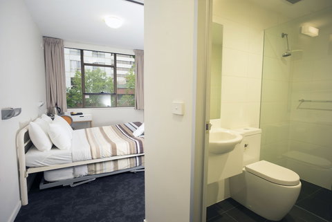 Canberra City YHA - Hostel - Melbourne Tourism 5