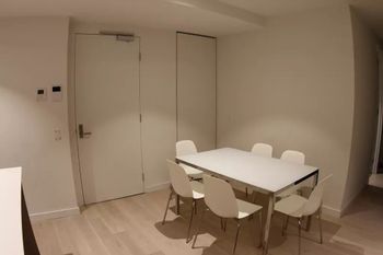 EQ Apartment - Melbourne Tourism 6