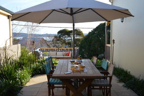 Rowley House - Melbourne Tourism 1