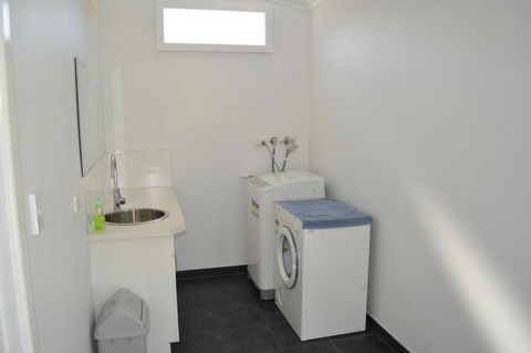 Wattle Grove Villa - Melbourne Tourism 2