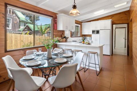 Coleys Beach House Yallingup - Melbourne Tourism 6