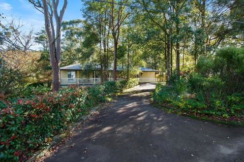 Hilldo Lovely Mountainside Accommodation - Melbourne Tourism 0