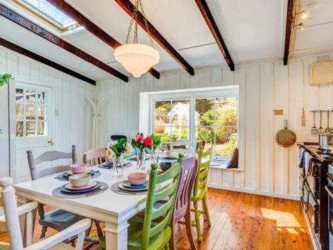 Mirriyindi Unique Berrima Escape For 7 In The Southern Highlands 4pm Check Out Sundays - Melbourne Tourism 3
