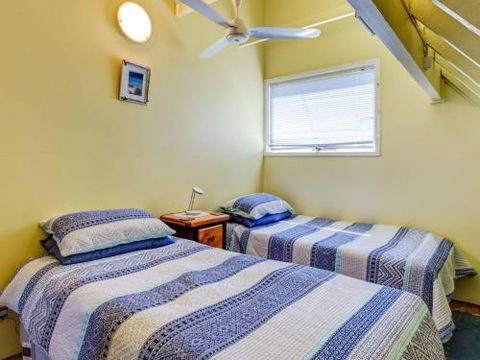 SORRENTO LAKESIDE Sanctuary Point 4pm Check Out Sundays - Melbourne Tourism 5