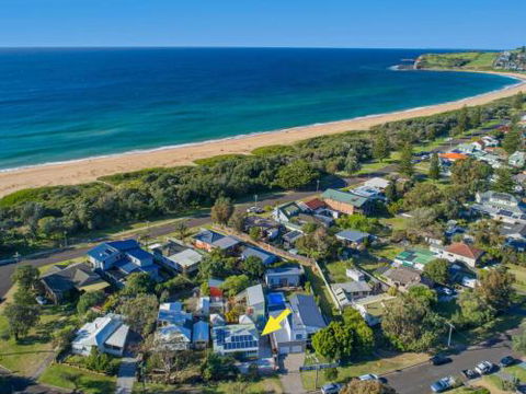 THE OASIS Werri Beach 4pm Check Out Sundays - Melbourne Tourism 0