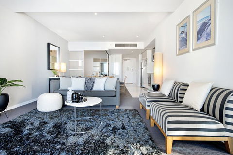 H Residences 2 Bedroom Ocean View In Surfers Paradise - Melbourne Tourism 1