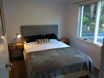 Quiet Rural Retreat With Spa - Melbourne Tourism 4