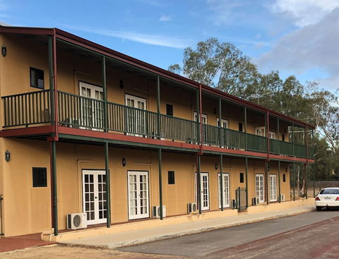 Settlers Hotel York - Melbourne Tourism 0