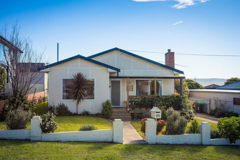 Bungo Beach House Pet Friendly House - Melbourne Tourism 1