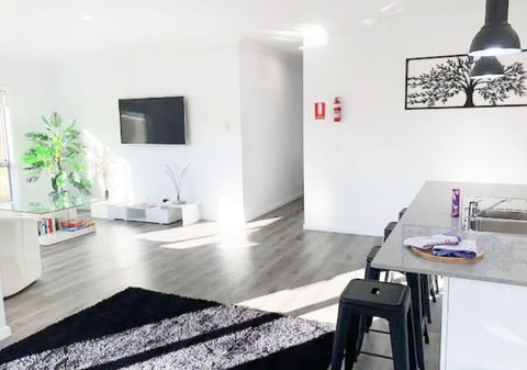 Brand New Home - 10min To Beach & Torquay - Melbourne Tourism 0