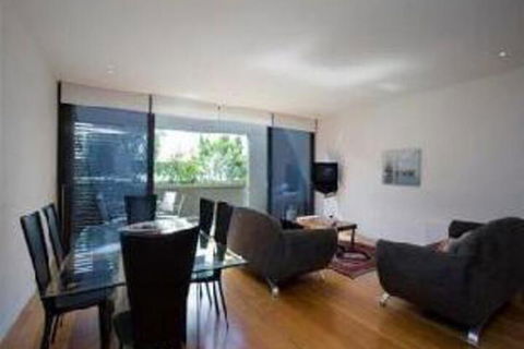 Anglesea Surf Beach Apartments - Melbourne Tourism 2