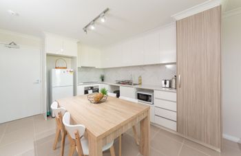 Lakeview Apartment Suite 16 - Melbourne Tourism 0