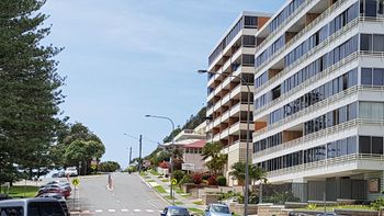 Point Break 2 Bedroom Apartment - Melbourne Tourism 4