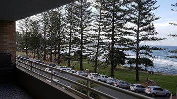 Point Break 2 Bedroom Apartment - Melbourne Tourism 6