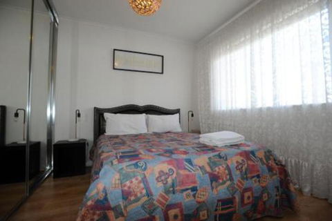 Glenelg Holiday Apartments The Broadway - Melbourne Tourism 3