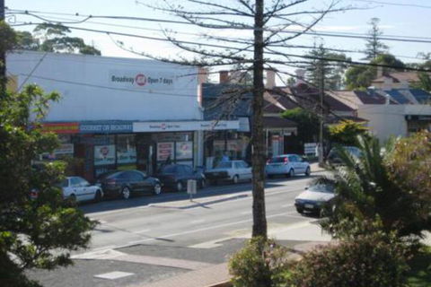 Glenelg Holiday Apartments The Broadway - Melbourne Tourism 2
