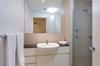 The Apartment Service AX705 - Melbourne Tourism 5
