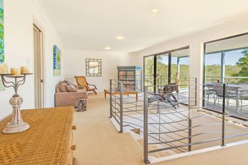 Spinnakers Loft 3 Bed Apartment - Melbourne Tourism 0