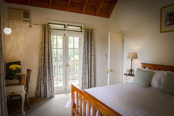 Arcadia Bed & Breakfast & Cottages - Melbourne Tourism 1