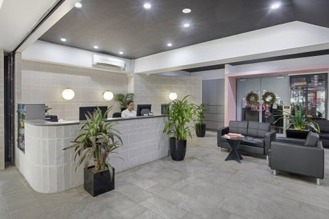 The Metropolitan Spring Hill - Melbourne Tourism 4
