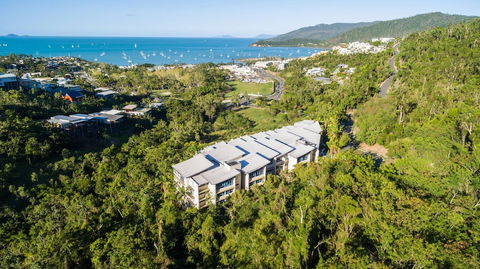 Azure Sea Whitsunday Resort - Melbourne Tourism 0