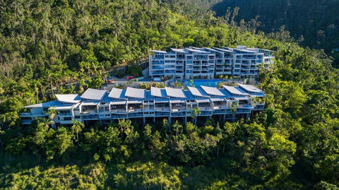 Azure Sea Whitsunday Resort - Melbourne Tourism 3